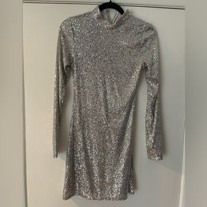 Abercrombie sequin dress- tags on, brand new- size xs